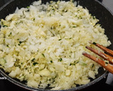 Foto del paso 3 de la receta: Calabacín relleno de pescado y taquitos de jamón, para comer en frío