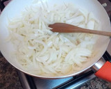Foto del paso 4 de la receta: Dorada al horno con langostinos macerados y patatas guisadas