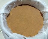 A picture of step 4 of Strawberry cheese cake.