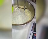 A picture of step 3 of Vanilla cupcakes.