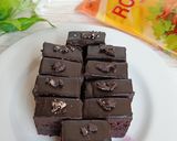 Foto langkah ke 12 dari resep Epic Chocolate Cake.