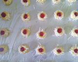 Foto langkah ke 4 dari resep Thumbprint Cookies 💕.