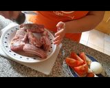 Foto del paso 2 de la receta Costilla de Cerdo Guisada con Pastelitos de Quinoa y Brócoli