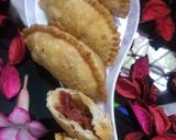 A picture of step 1 of Gajar ki gujiya.