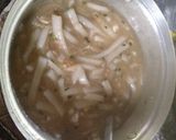 Hình bước làm 2 của món Bánh canh tép với thịt bầm