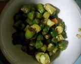 Foto langkah ke 3 dari resep Tumis Bawang Teri.