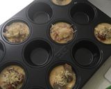 Foto langkah ke 5 dari resep Quiche in a cup Sausages & Tuna.