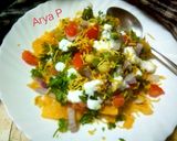 A picture of step 5 of Dahi Ragda Puri Chaat.