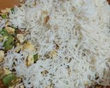 லீக்ஸ் பேபிகார்ன் ஃப்ரைட் ரைஸ் (Babycorn fried rice recipe in tamil) ரெசிபி ஸ்டேப் 4 புகைப்படம்