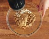 Foto del paso 2 de la receta: Cookies 🍪- Galletas con chips de chocolate