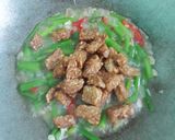 Foto langkah ke 5 dari resep Tumis Bunga Bawang.