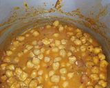 A picture of step 5 of Chhole Masala.