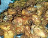 Foto langkah ke 3 dari resep Ayam goreng lengkuas.