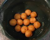 A picture of step 3 of Peanut Butter Cookies.