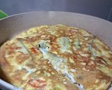 Foto langkah ke 5 dari resep Dadar Telor Terong Ungu.