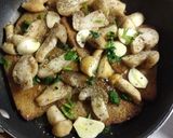 Foto del paso 4 de la receta: Seitán con llenegues en salsa