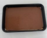 A picture of step 4 of Chocolate semolina mini cakes.