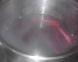 Foto langkah ke 4 dari resep Wedang Jahe + Kayu Secang.