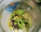 Foto del paso 3 de la receta: Aderezo de yogurt natural y aguacate 🥑