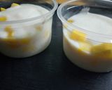 A picture of step 7 of Mango Yoghurt Parfait.