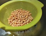 Foto del paso 7 de la receta Patatas guisadas con costillas y garbanzos