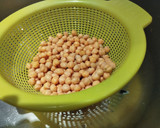 Foto del paso 7 de la receta: Patatas guisadas con costillas y garbanzos