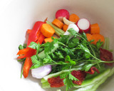 Foto del paso 1 de la receta: Caldo casero de verduras con Agua de Mar