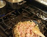 A picture of step 4 of Creamy Lasagna Rolls.
