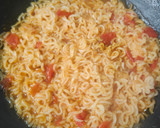 மசாலா மேகி(masala maggi recipe in tamil) ரெசிபி ஸ்டேப் 3 புகைப்படம்