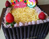 Foto langkah ke 7 dari resep 5. Kue ulang tahun yg simpel mudah.