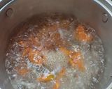 Foto langkah ke 1 dari resep Sayur Bening Bayam Oyong.