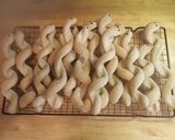 Kenyérkígyók recept fázis 10 fotója