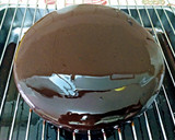 Foto del paso 11 de la receta: Tarta fría de queso y crema de chocolate con glaseado espejo de chocolate
