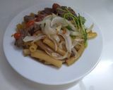 Hình bước làm 4 của món Nui Xào Bò
