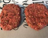 Une image de l'étape 6 de Hamburgers aux tomates séchées,ail mariné et épices italiennes.