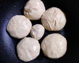A picture of step 4 of Buns in pan.