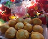 A picture of step 5 of Bata vada.