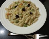 A picture of step 9 of White sauce pasta.