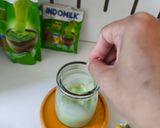 Foto langkah ke 4 dari resep Matcha Velvet Iced Latte.