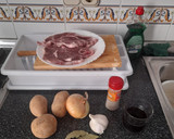 Foto del paso 1 de la receta: Estofado de cordero contra la pared