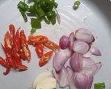 Foto langkah ke 2 dari resep Tumis timun.