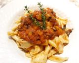 Foto del passaggio 5 della ricetta Pasta fresca con Ragù di verdure