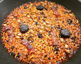 Foto del paso 6 de la receta: Arroz de butifarra negra, panceta y habitas