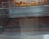 A picture of step 7 of Vegetables cheese pizza.