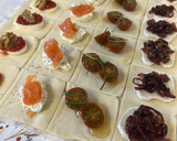 Foto del paso 6 de la receta: Canapés de Navidad fáciles, originales y listos en 15 minutos