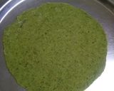 A picture of step 4 of Palak paratha/ spinach paratha.