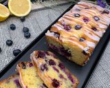 Une image de l'étape 8 de Cake au citron et myrtilles.