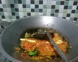 Foto langkah ke 4 dari resep Gulai ikan mas.