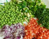 A picture of step 2 of Matar ka dhokla.