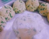 A picture of step 2 of Khooba Paratha.